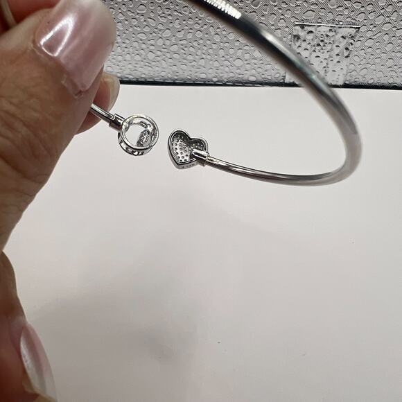 Round Cubic Zirconia Heart Shaped Bridal Bangle Bracelet Sterling Silver - Picture 4 of 4
